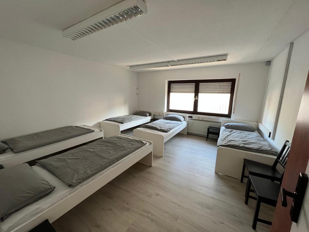 Olymp Wettenberg - Monteurzimmer Launsbach Экстерьер фото